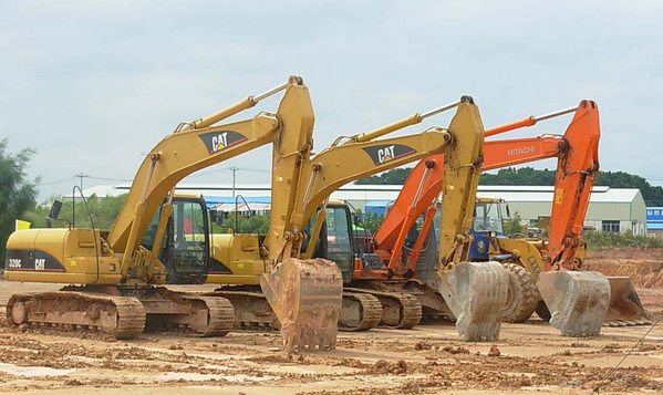 安徽挖掘機(jī)代理